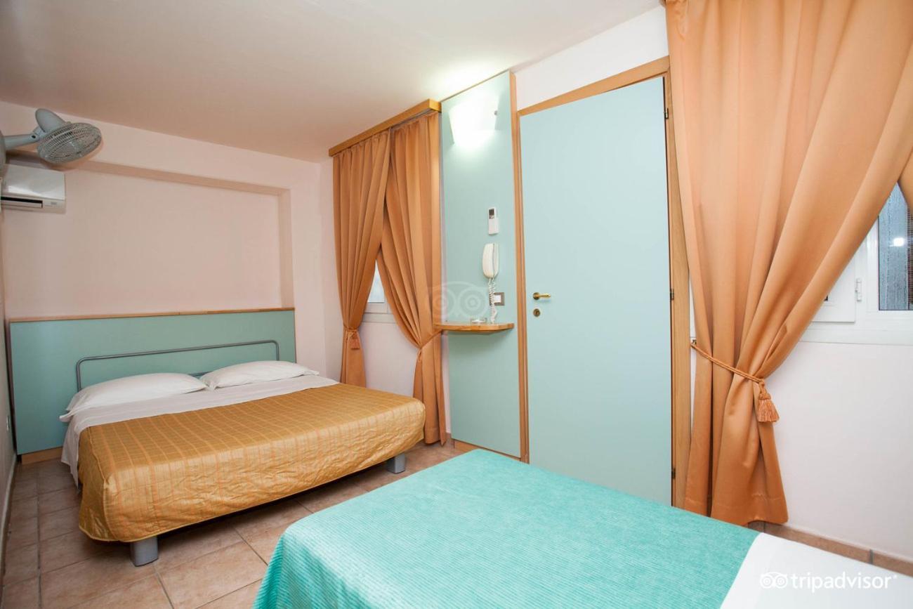 Villaggio Albatros Resort Лезіна Екстер'єр фото