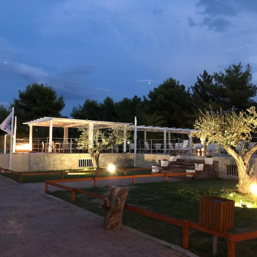 Villaggio Albatros Resort Лезіна Екстер'єр фото