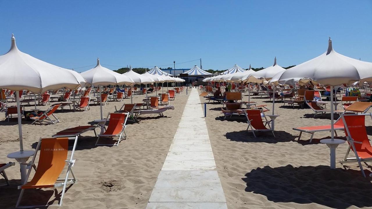 Villaggio Albatros Resort Лезіна Екстер'єр фото