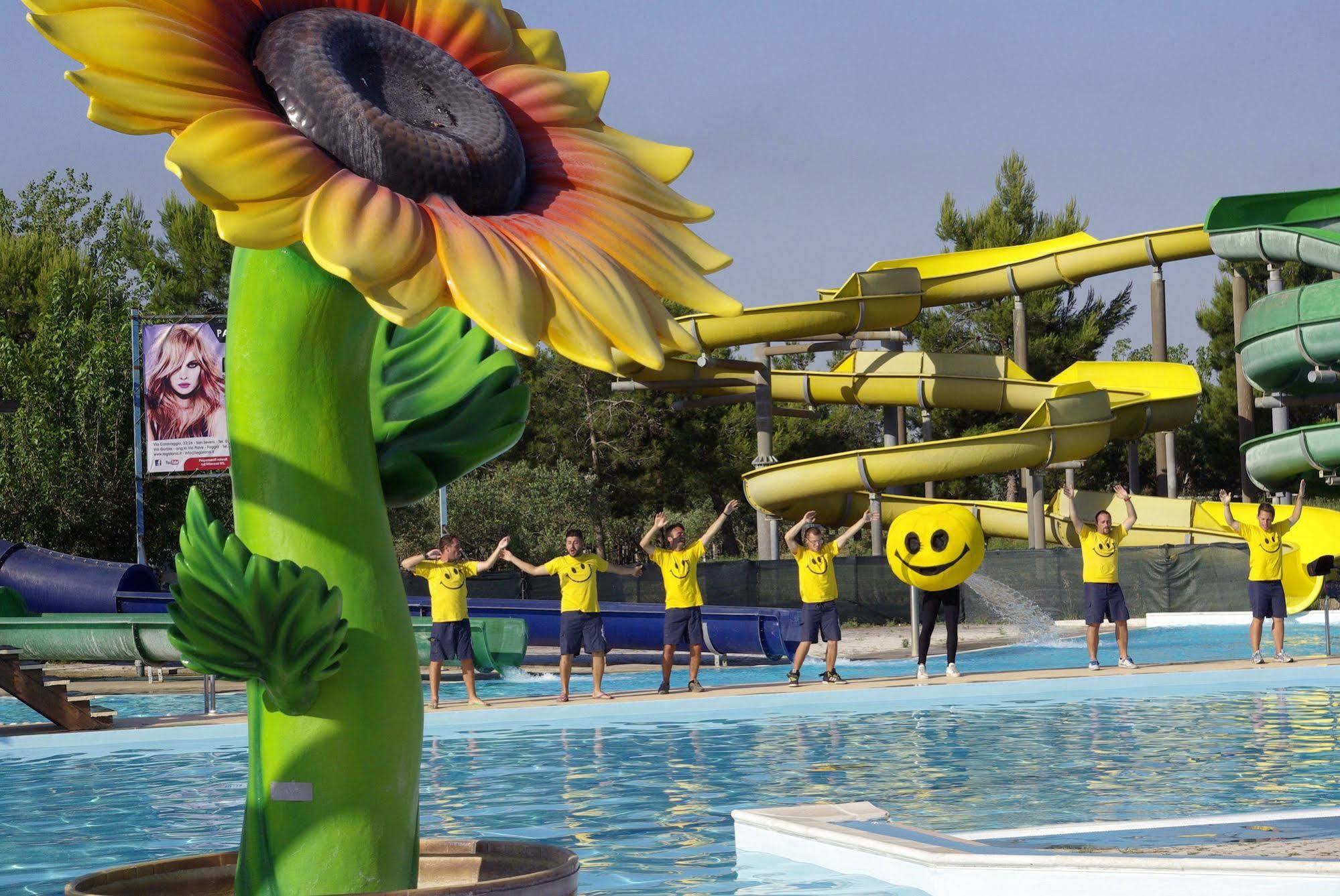 Villaggio Albatros Resort Лезіна Екстер'єр фото