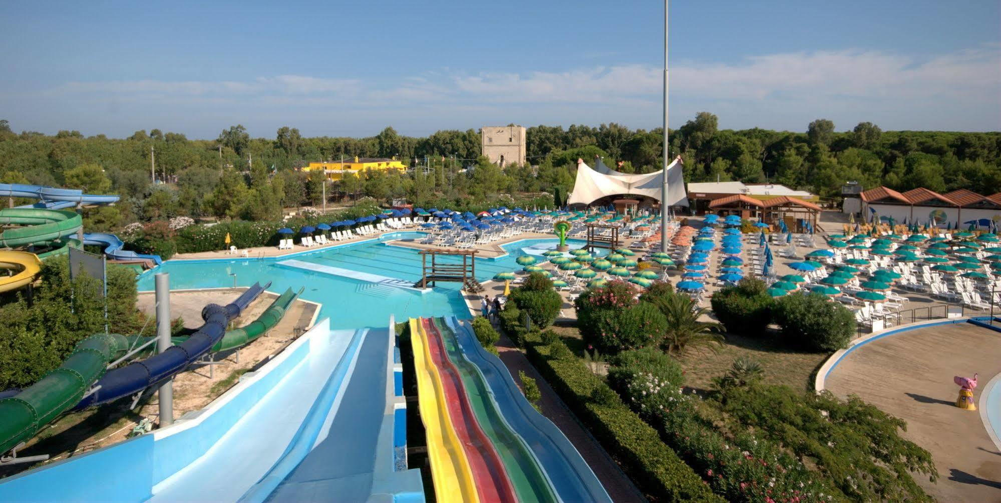 Villaggio Albatros Resort Лезіна Екстер'єр фото
